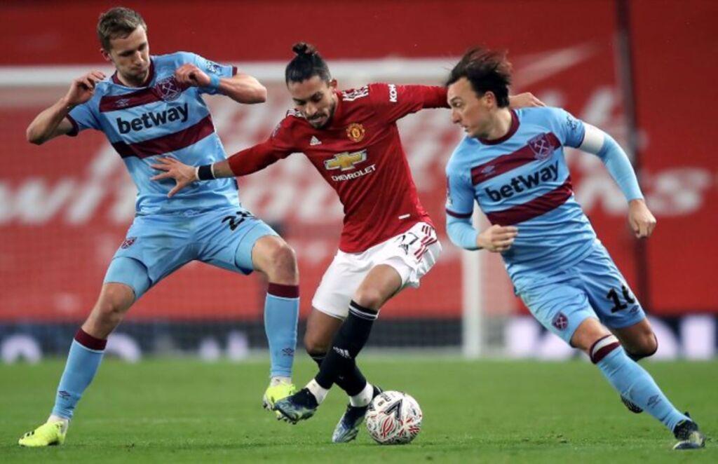 Συνεχίζει τις εκπλήξεις η Ρόμα, θέλει και τον Τέγιες!