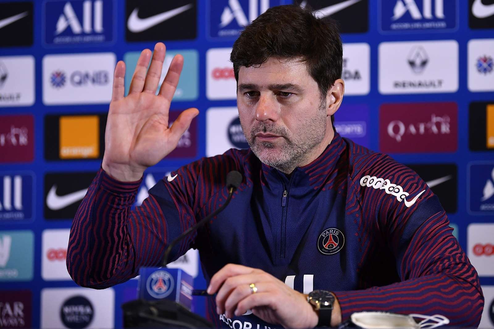 Παίκτες της Παρί για Ποτσετίνο: “Μας ντόπαρε με τα λόγια του”