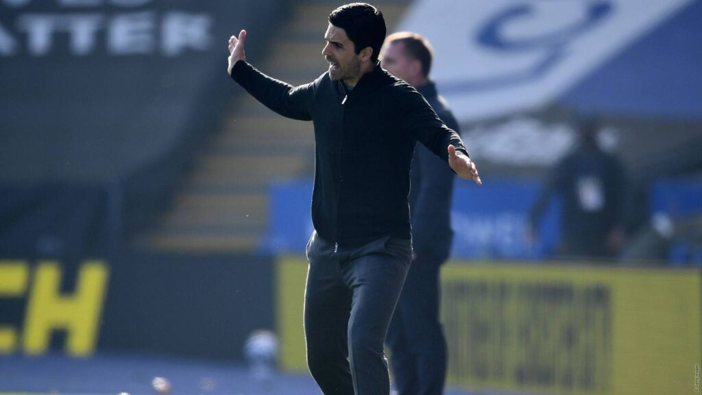 Αρτέτα: «Βελτιωνόμαστε, αλλά ακόμα κάνουμε δώρα»