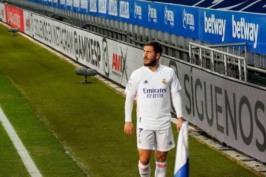 Κουρτουά για Αζάρ: “Πρώτη φορά τον βλέπω τόσο γυμνασμένο”