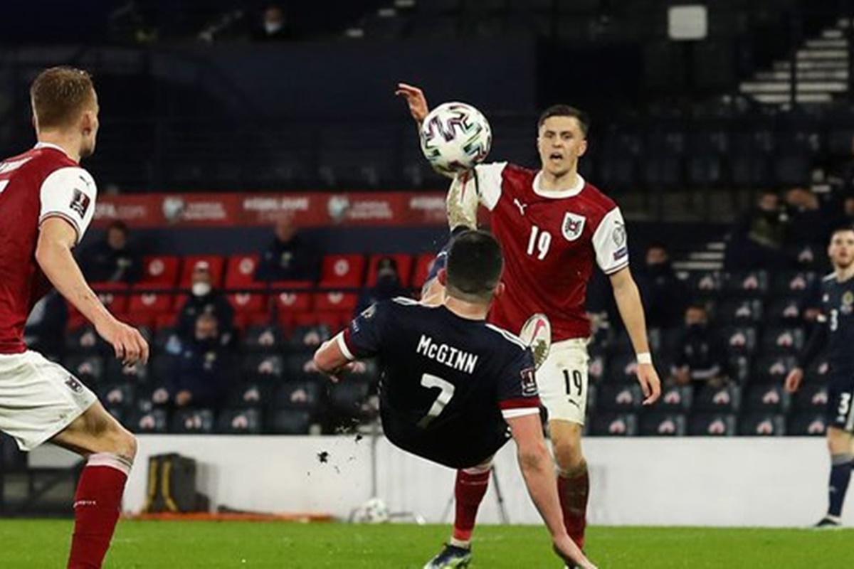 Ψαλιδάκι σκέτη τέχνη από τον ΜακΓκίν της Σκωτίας! (vid)