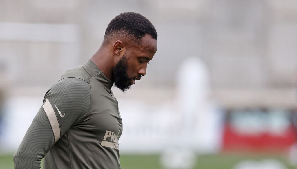 «Κατέρρευσε» στην προπόνηση o Μούσα Ντεμπελέ (vid)!