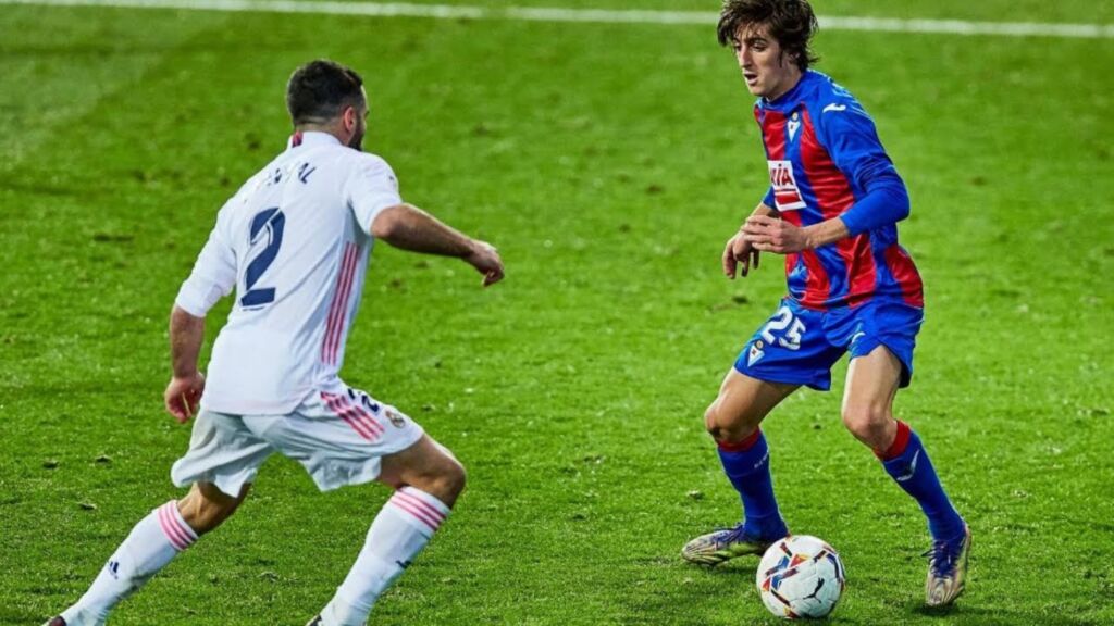 Είναι πολλά τα λεφτά για τον Μπράιαν Χιλ Μπαρτσελόνα!