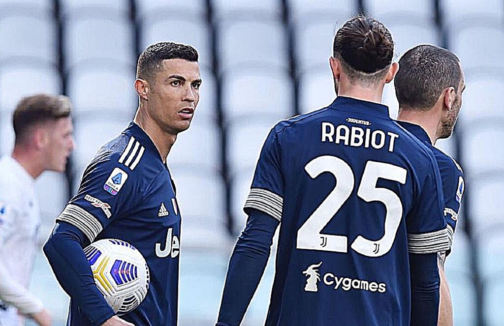 Οι τέσσερις αποφάσεις της Γιουβέντους το καλοκαίρι!