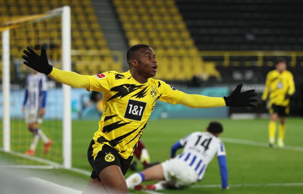 Χέρτα το νέο θύμα του 16χρονου Μουκοκό (vid)