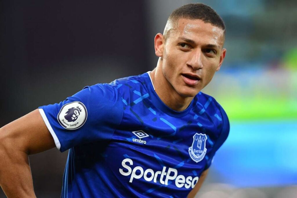 Ο Ριτσάρλισον εμφανίστηκε με κούρεμα… Ρονάλντο (pic)