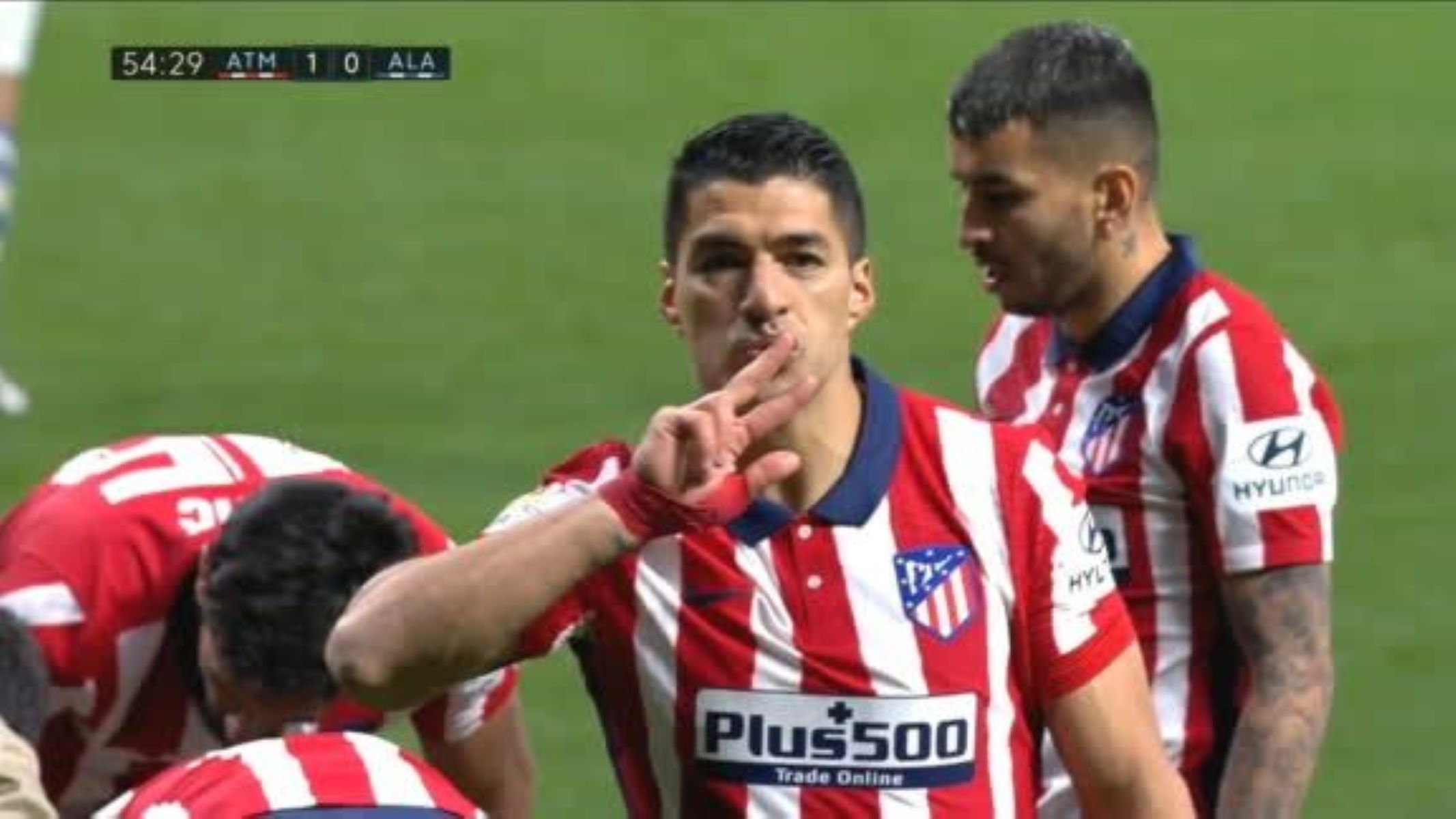 Ο Λουίς Σουάρες τα έχει πλέον… 500 (vid)