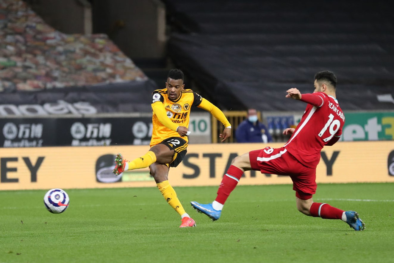 Οι “λύκοι” της Γουλβς είναι… γατάκια στο πρώτο ημίχρονο!