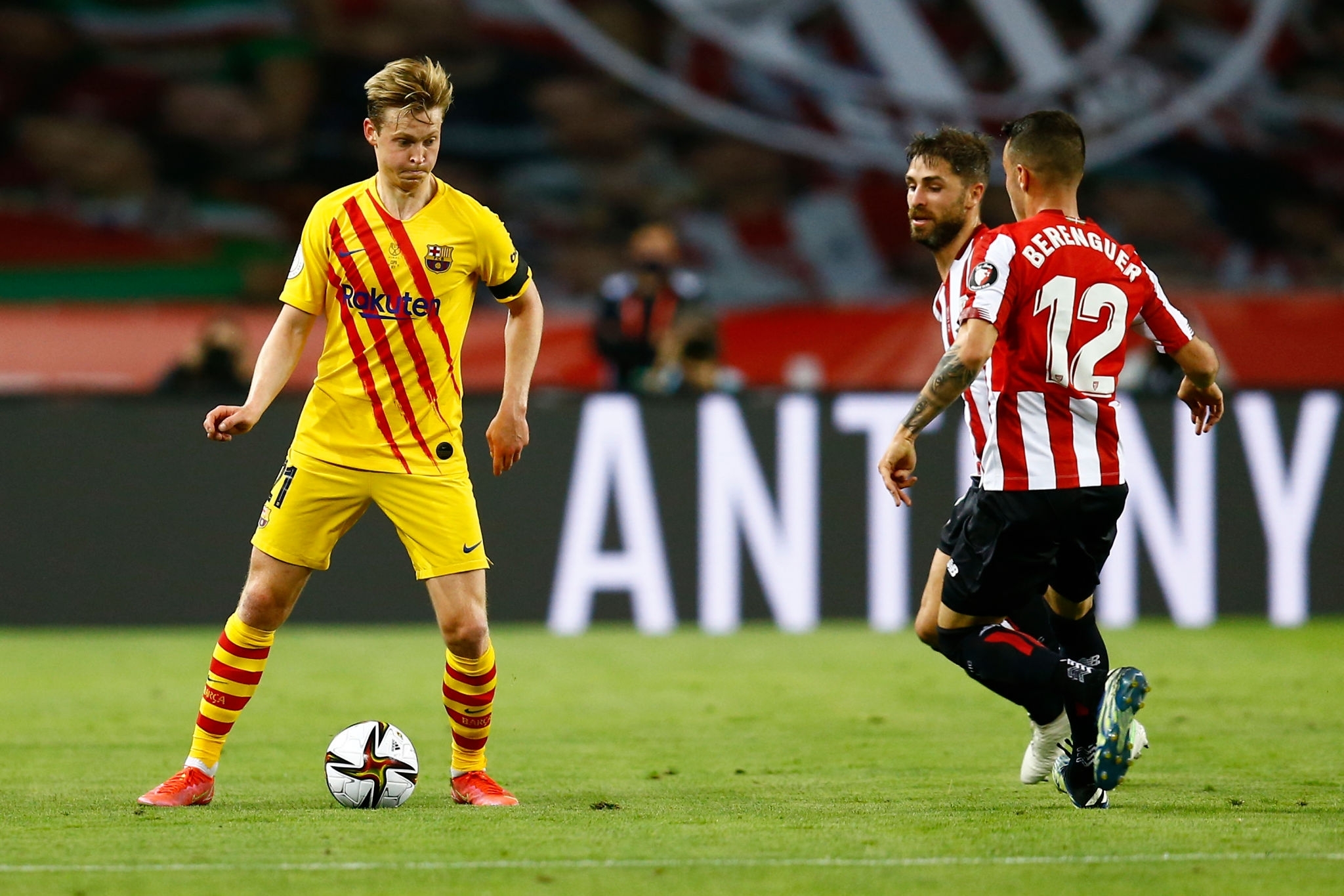 Το μέλλον είναι λαμπρό για την Μπαρτσελόνα με Φρένκι Ντε Γιονγκ!