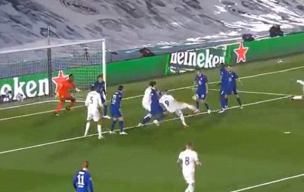 Ο Μπενζεμά τίναξε τα δίχτυα του Μεντί (vid)