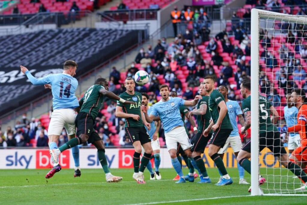 Λαπόρτ… Airlines και πρώτη κούπα για την Σίτι (vid)