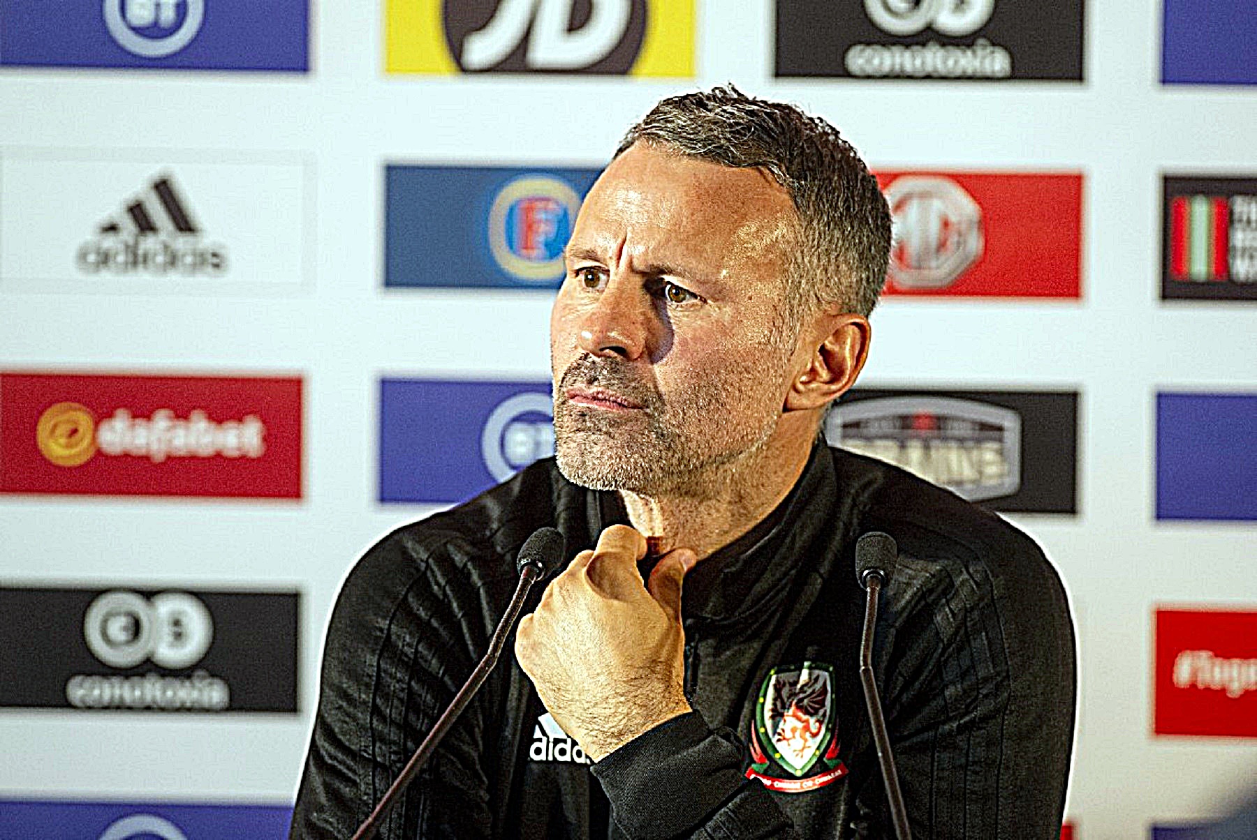 Ο Γκιγκς κατηγορείται για επίθεση σε δύο γυναίκες!