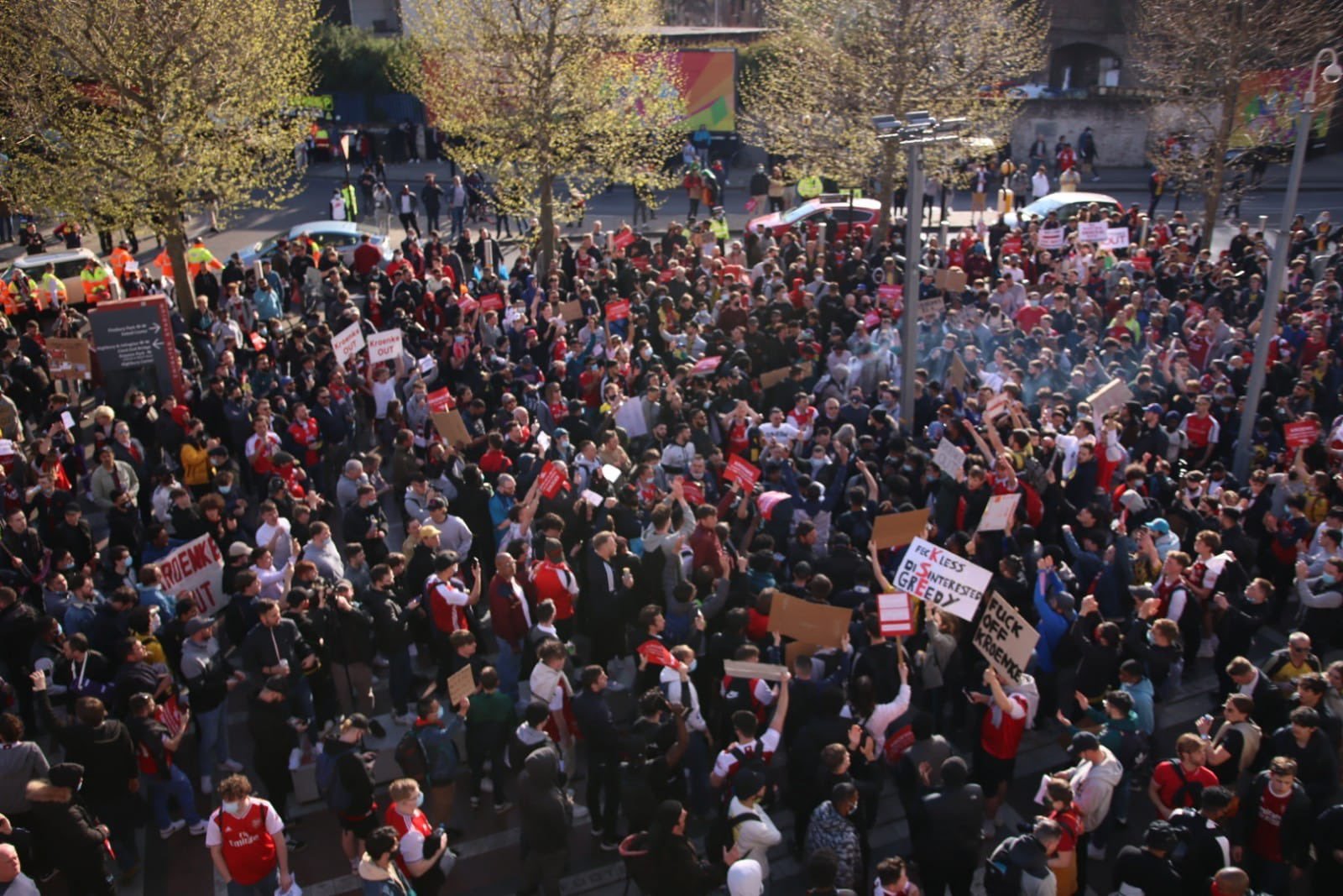 Έξαλλοι οι φίλοι της Άρσεναλ!
