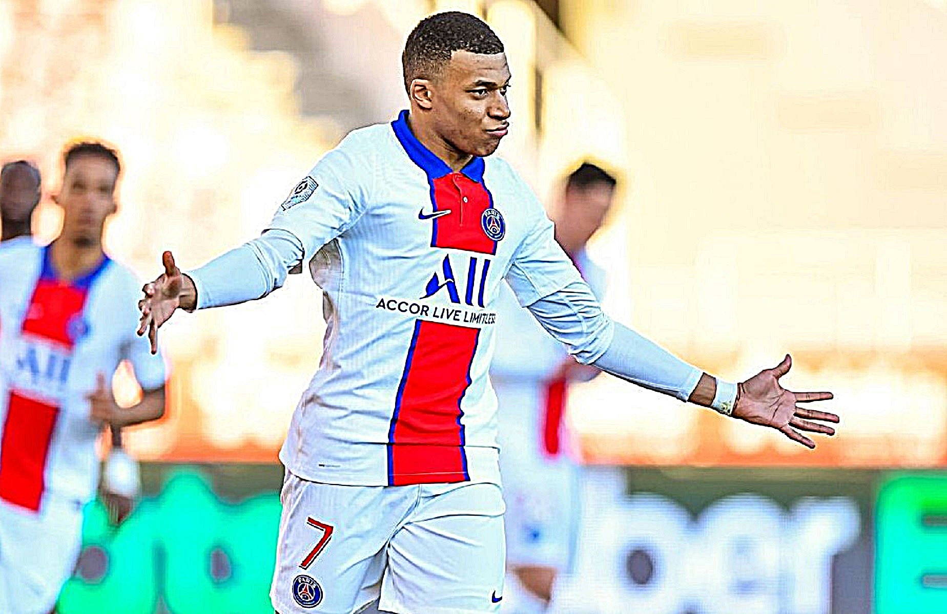 Μπαπέ: «Πάντα λέω στον εαυτό μου ότι είμαι ο καλύτερος»