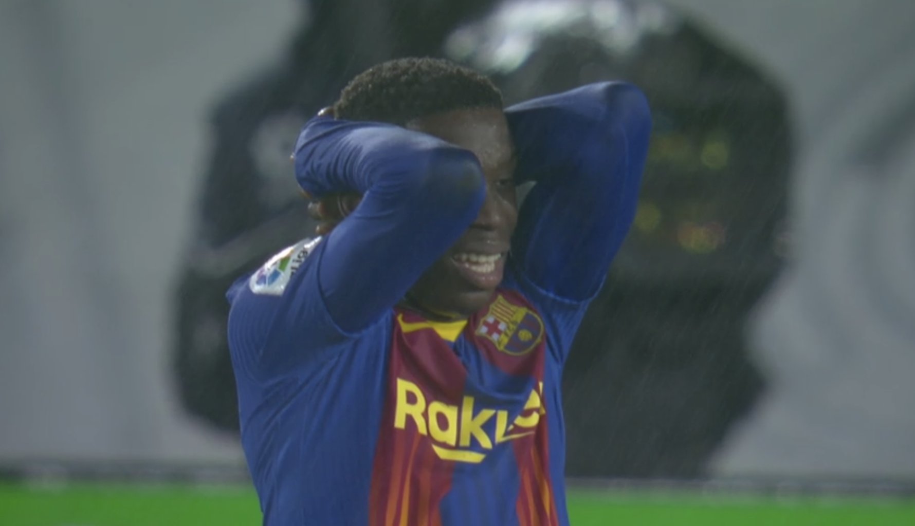 Η απίθανη ευκαιρία της Μπαρτσελόνα στο 94′! (vid)