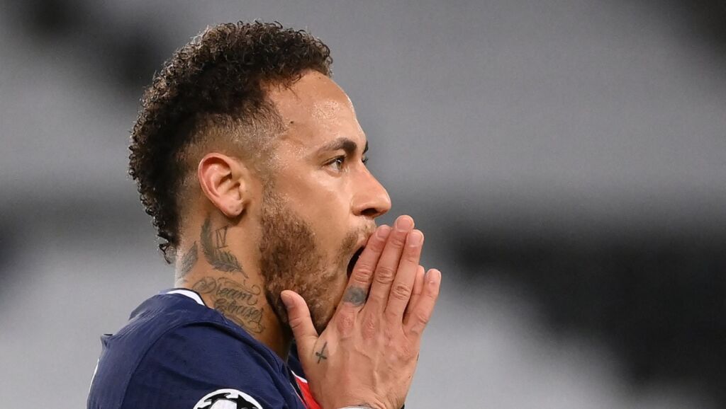 Το νέο τραγελαφικό λουκ του Νεϊμάρ… (pic)