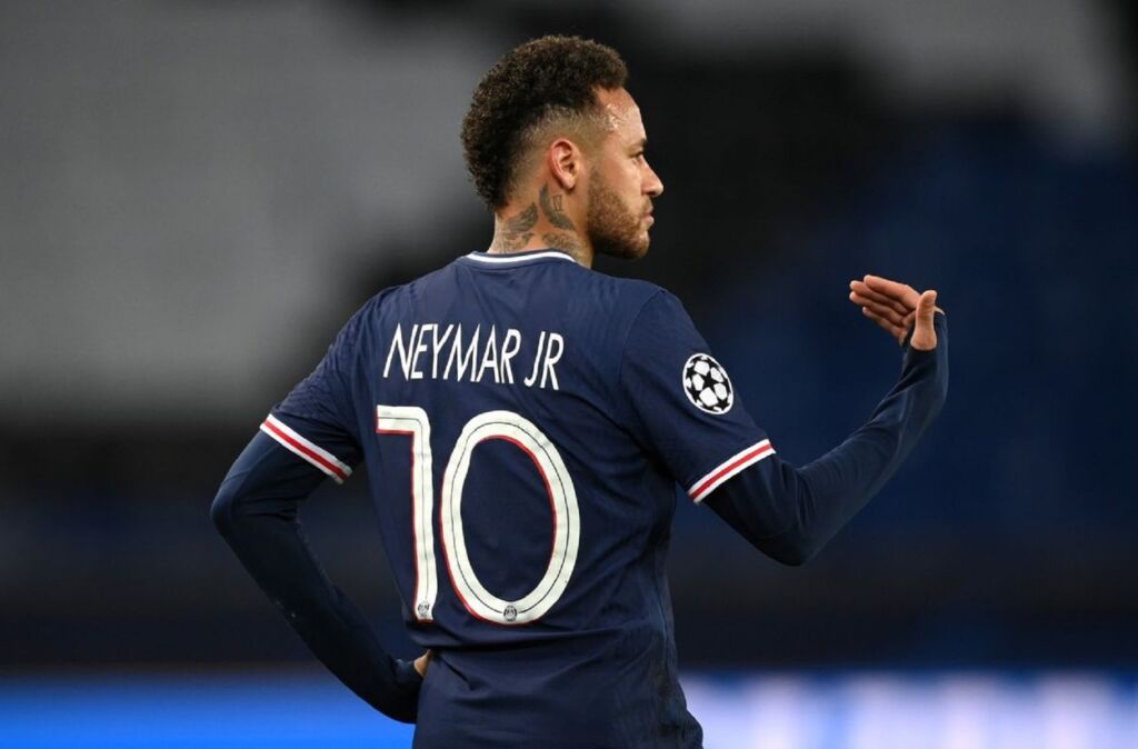 Δε… τρέχει για την ανανέωση του Νεϊμάρ η Παρί!