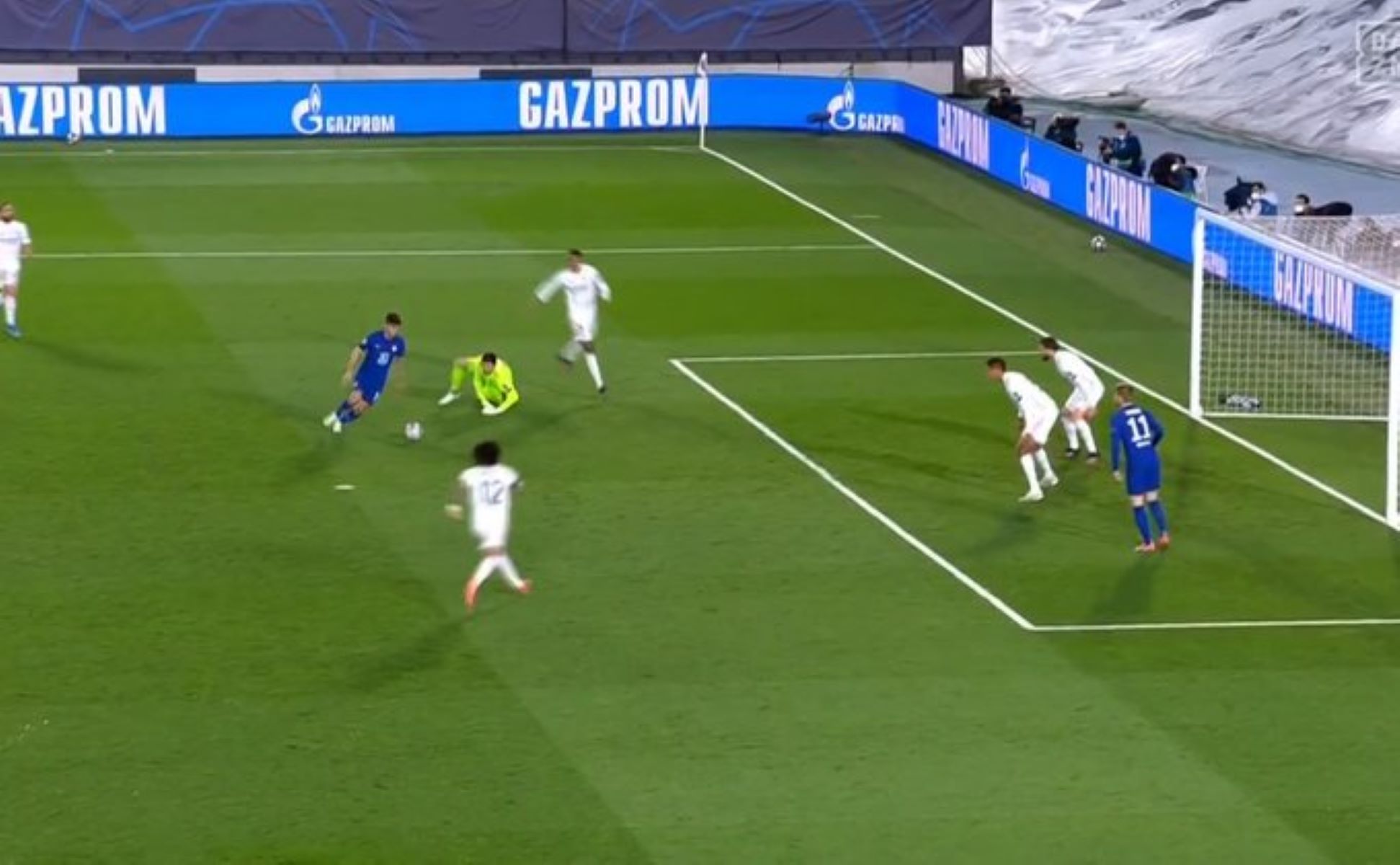 Ο Πούλισικ πληγώνει τη «Βασίλισσα» – Μπροστά η Τσέλσι (vid)