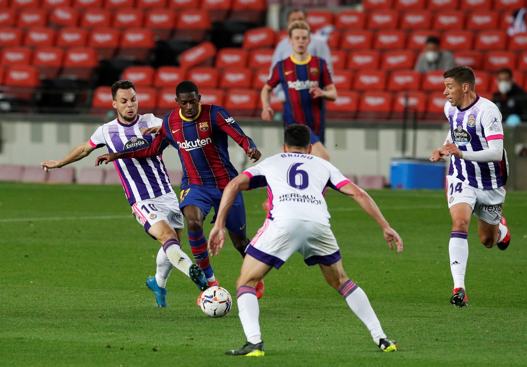 «Βράζουν» στη Μαδρίτη με τη διαιτησία στο Καμπ Νου (pic)