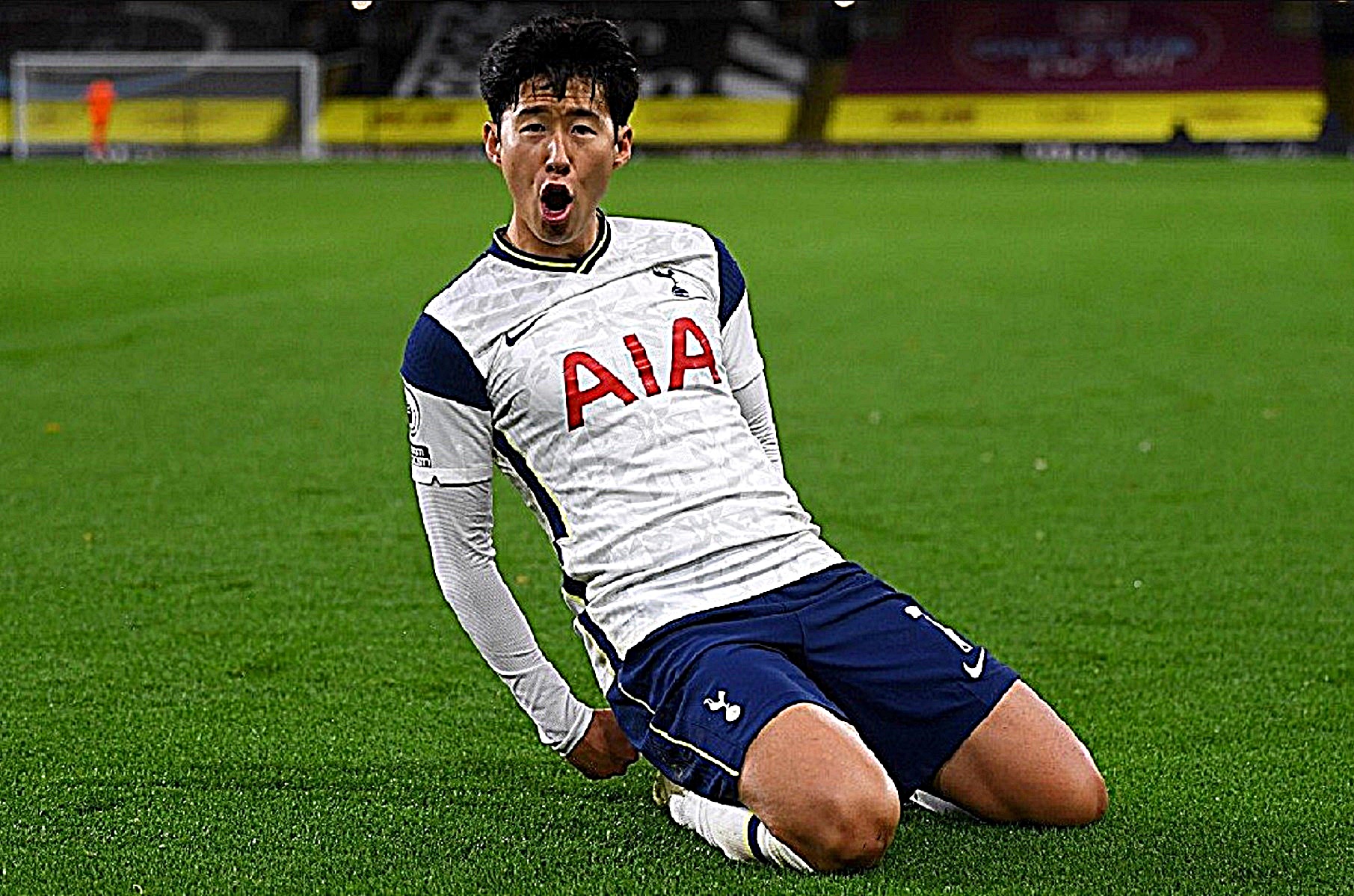 «Γλυκοκοιτάζει» τον Σον η Μπάγερν!