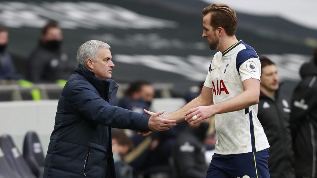 Αντίο Κέιν σε Μουρίνιο – Κράξιμο Ρούνεϊ σε Τότεναμ!
