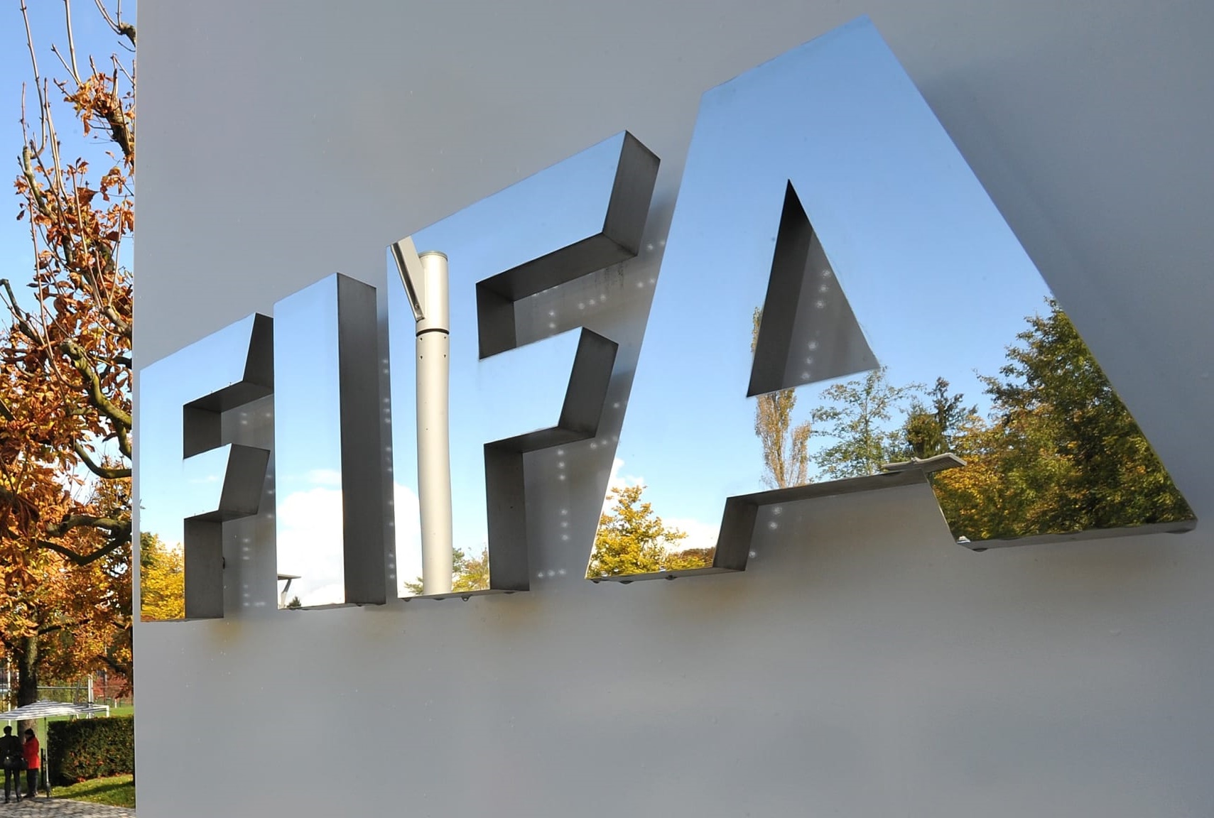 Σφοδρή αντίδραση της FIFA: «Όχι σε μια αποσχιστική λίγκα»!