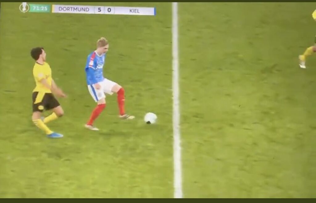 Φρικτός τραυματισμός του Μορέι της Ντόρτμουντ! (vid)