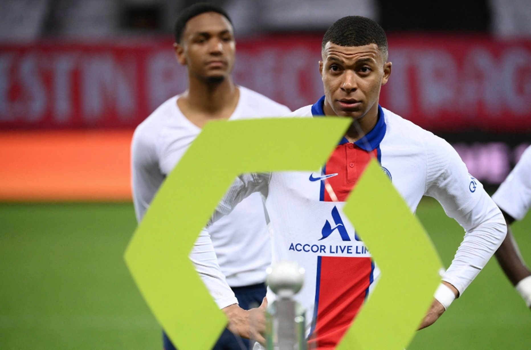 Ο Μπαπέ και το... εμβόλιο!