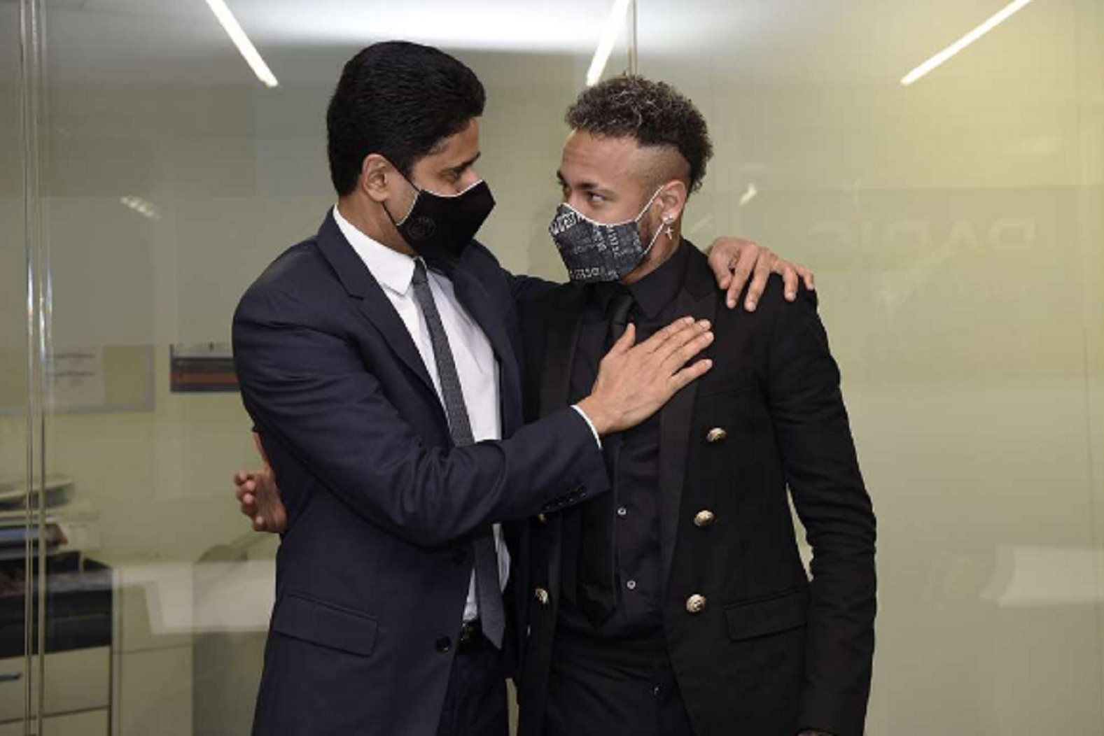 Πρόεδρος Παρί: «Κρατήσαμε Νεϊμάρ για να φέρει πολλές κούπες»