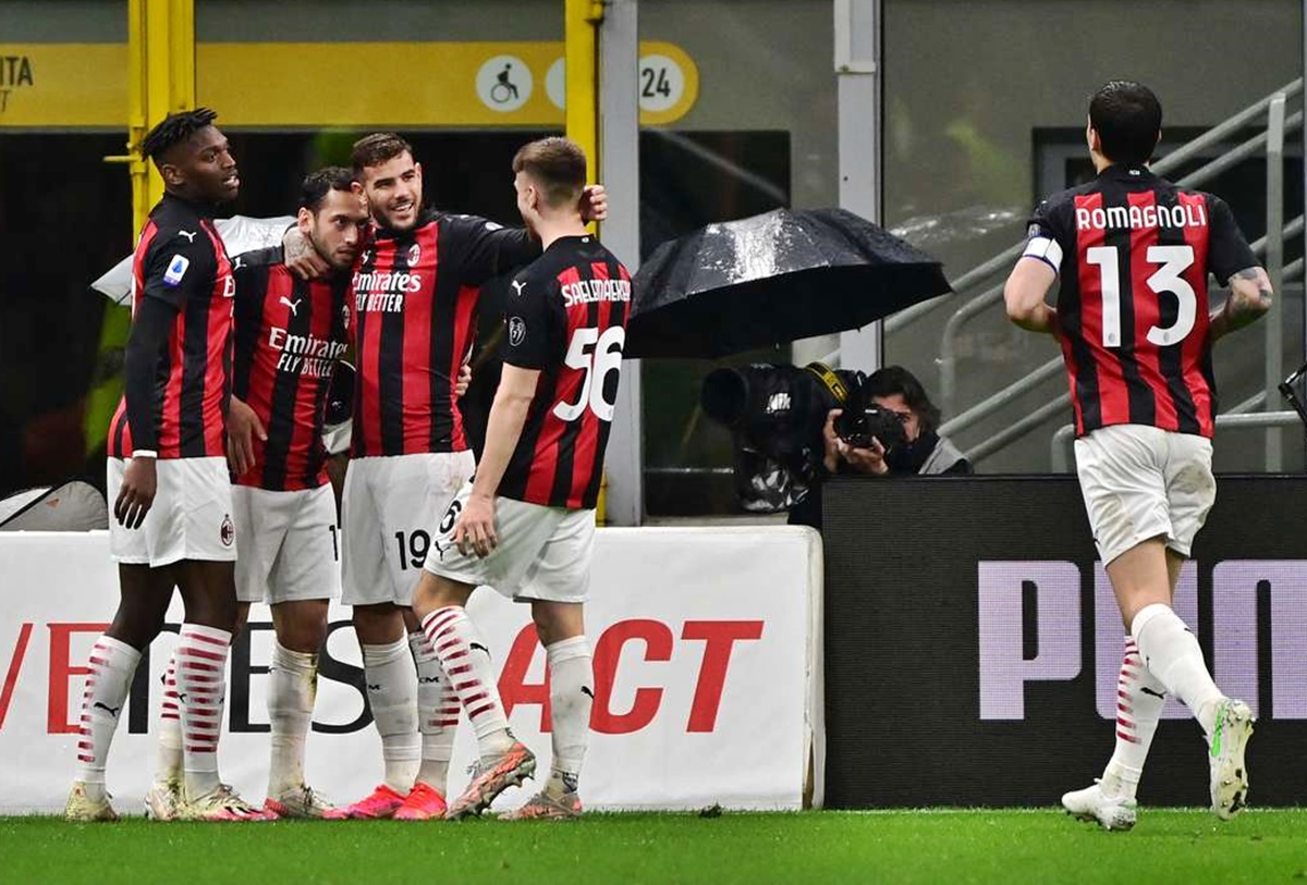 Μίλαν… ανέστη οδεύοντας στ’ «αστέρια»! (vid)