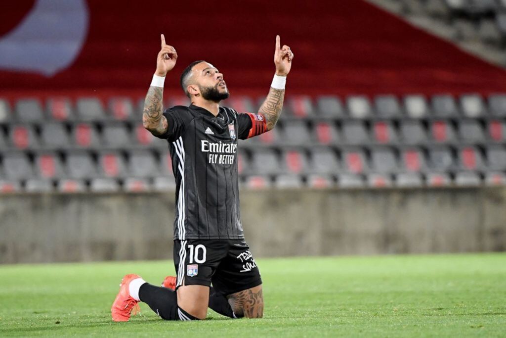 Ο Ντεπάι με τέτοια νούμερα θα βρει… άνετα ομάδα!