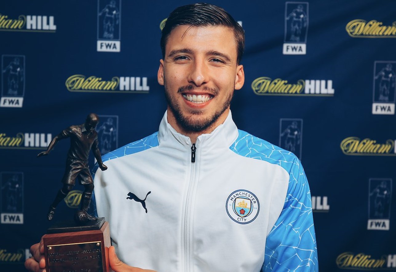 ΕΠΙΣΗΜΟ: Παίκτης της χρονιάς ο Ντίας!