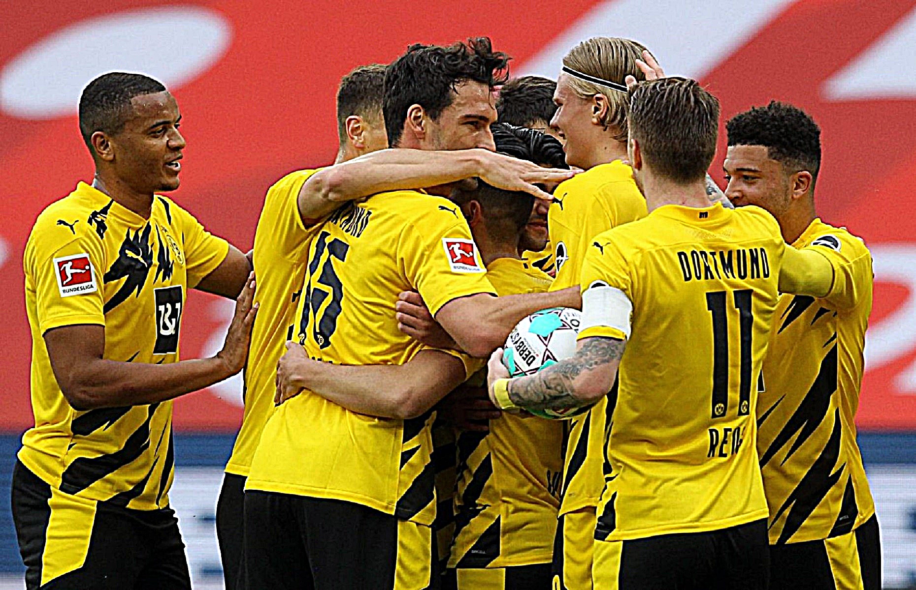 Ντόρτμουντ: Η πιο όμορφη και ιδιαίτερη παρουσίαση φανέλας! (vid)