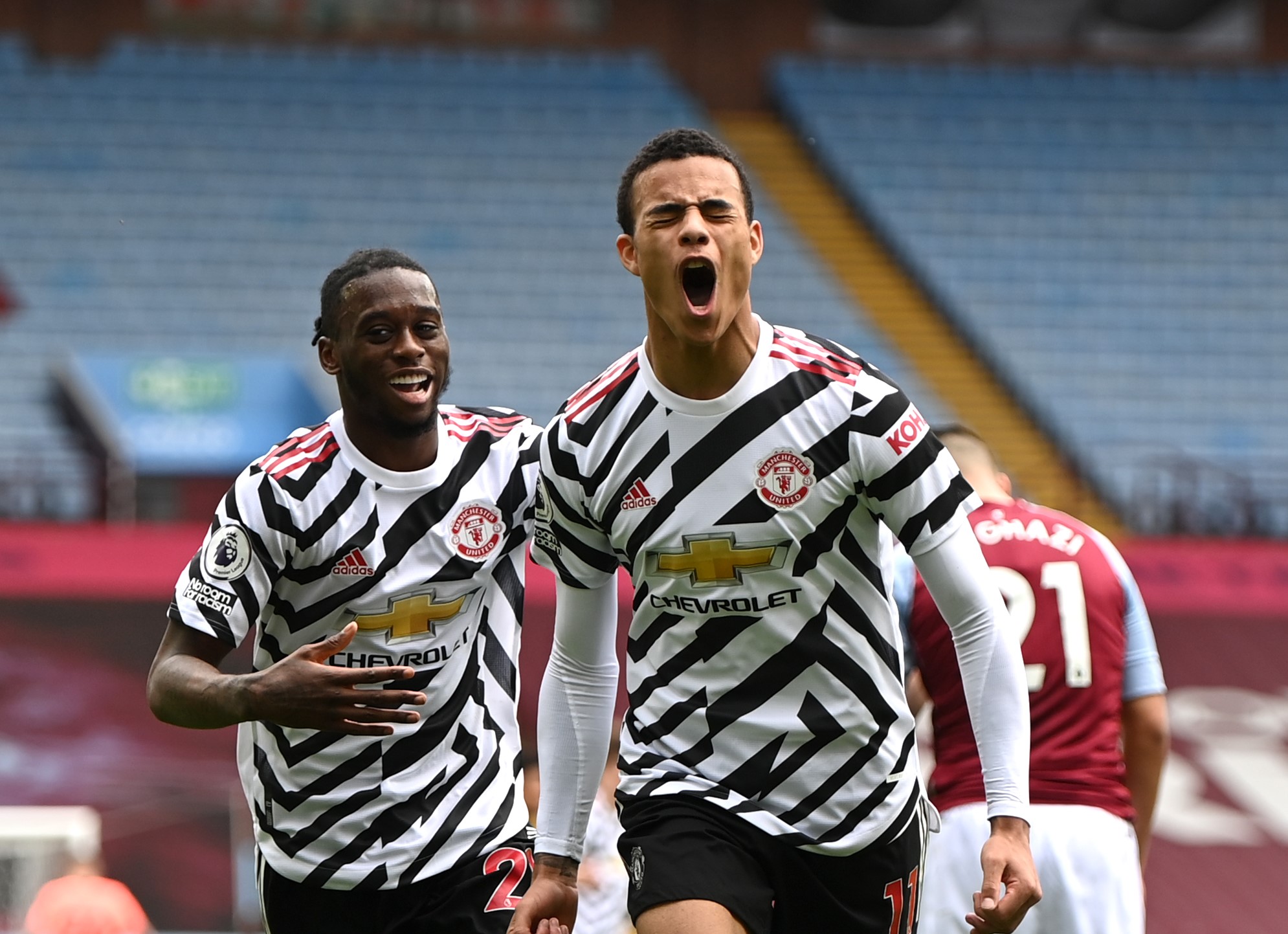 Γιατί έτσι της αρέσει της Γιουνάιτεντ… με ανατροπή (vid)