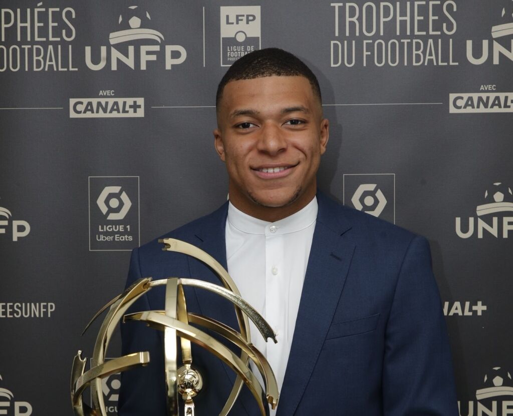 Παίκτης της χρονιάς στη Γαλλία ο Μπαπέ! (vid)