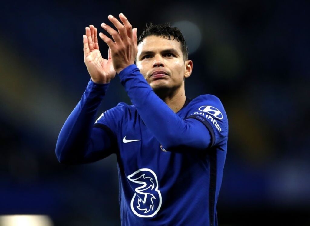 “Κέρδισε” ο Τιάγκο Σίλβα, κρατάει τον «βράχο» της η Τσέλσι!