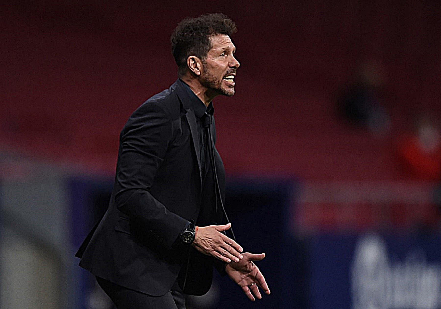 Σιμεόνε: «Θα δώσουμε και τη ζωή μας για τον τίτλο»