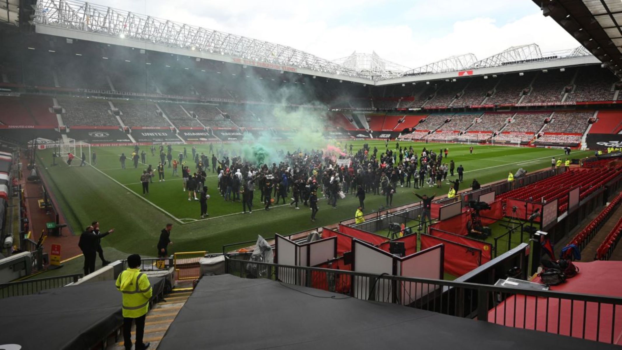 Μέχρι τέλους στη Γιουνάιτεντ – Σχέδιο για άλλα δύο «ντου»