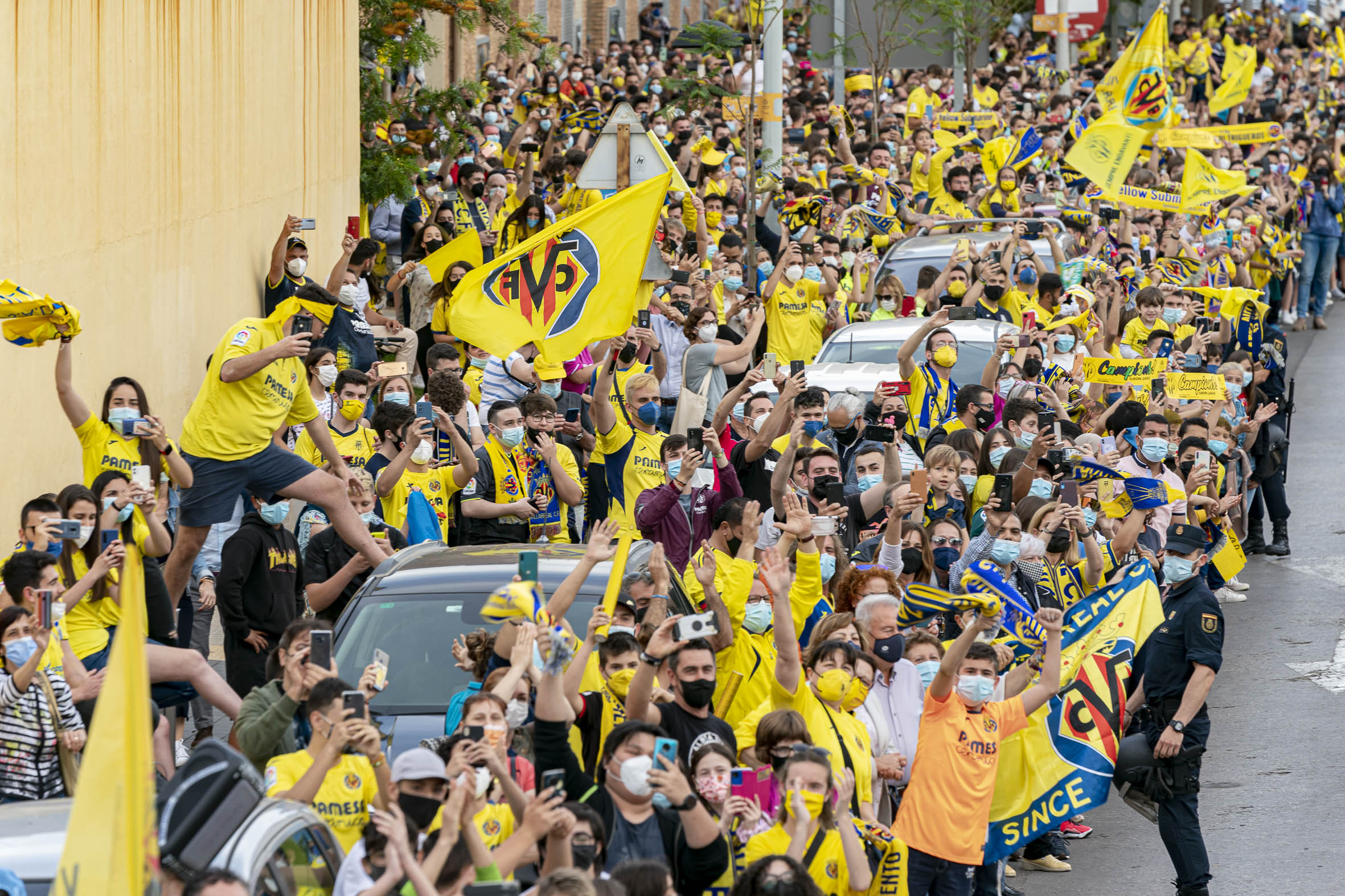 H Βιγιαρεάλ γράφει ιστορία και στους πανηγυρισμούς! 