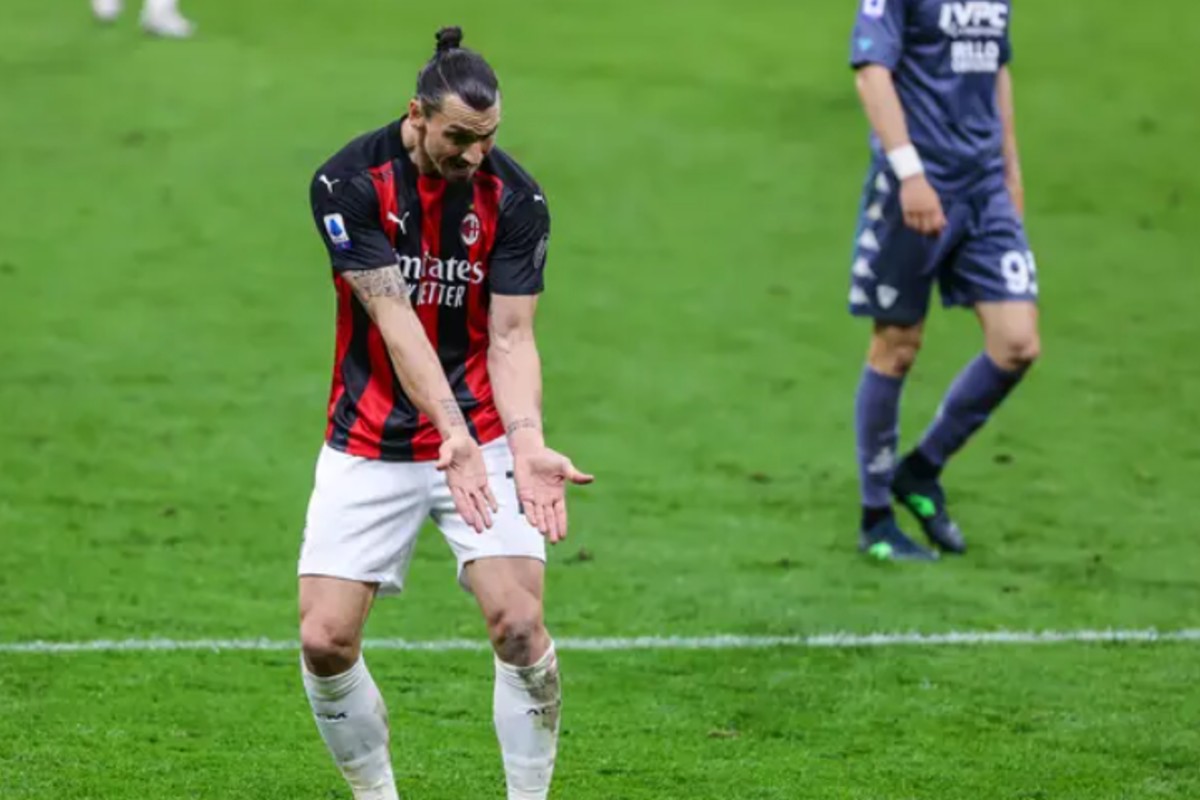 Η οργή του Ζλάταν με τις ενέργειες συμπαικτών του (vid)