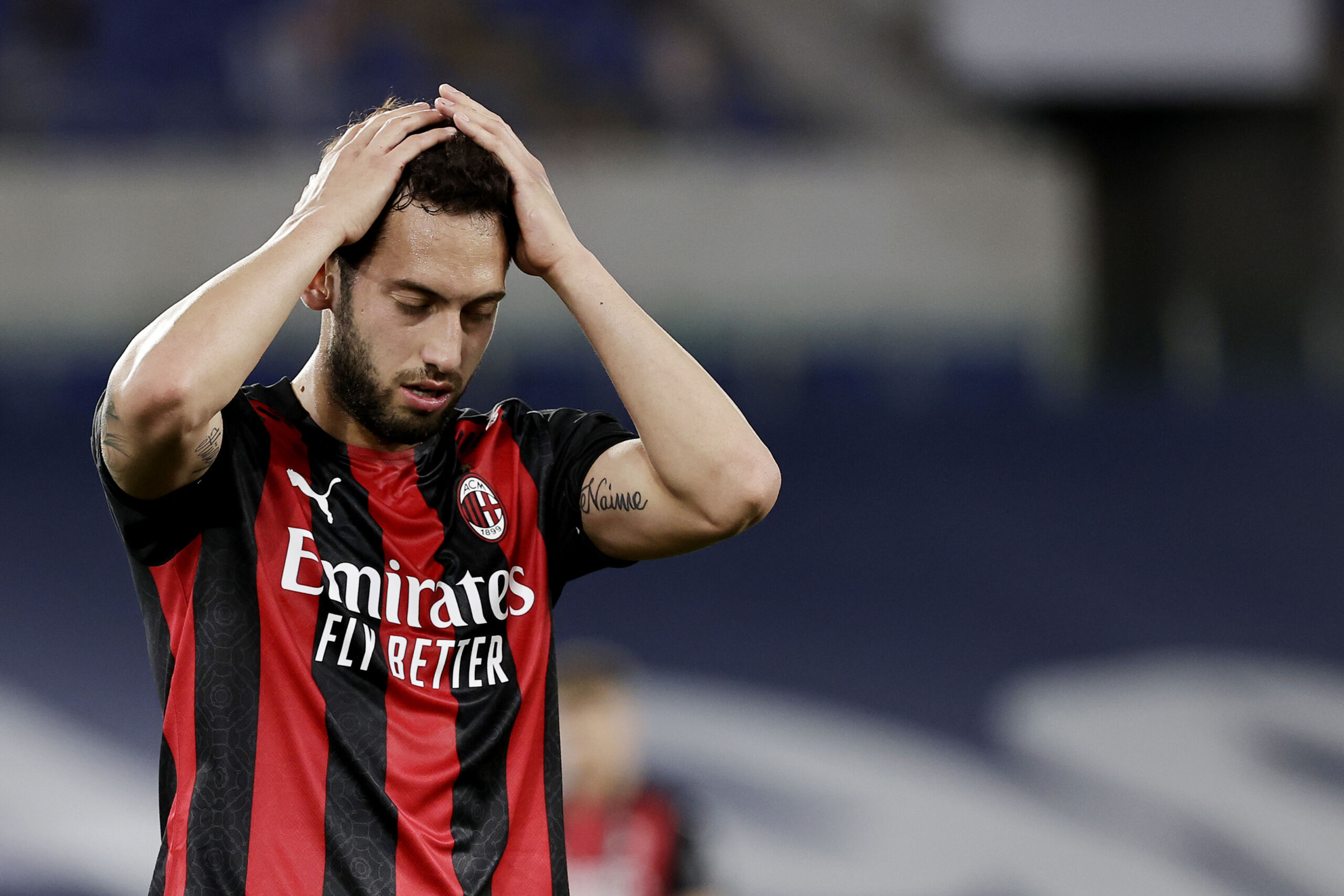 Η Ίντερ κλείνει Τσαλχάνογλου αλλά ο κόσμος της… τσινάει