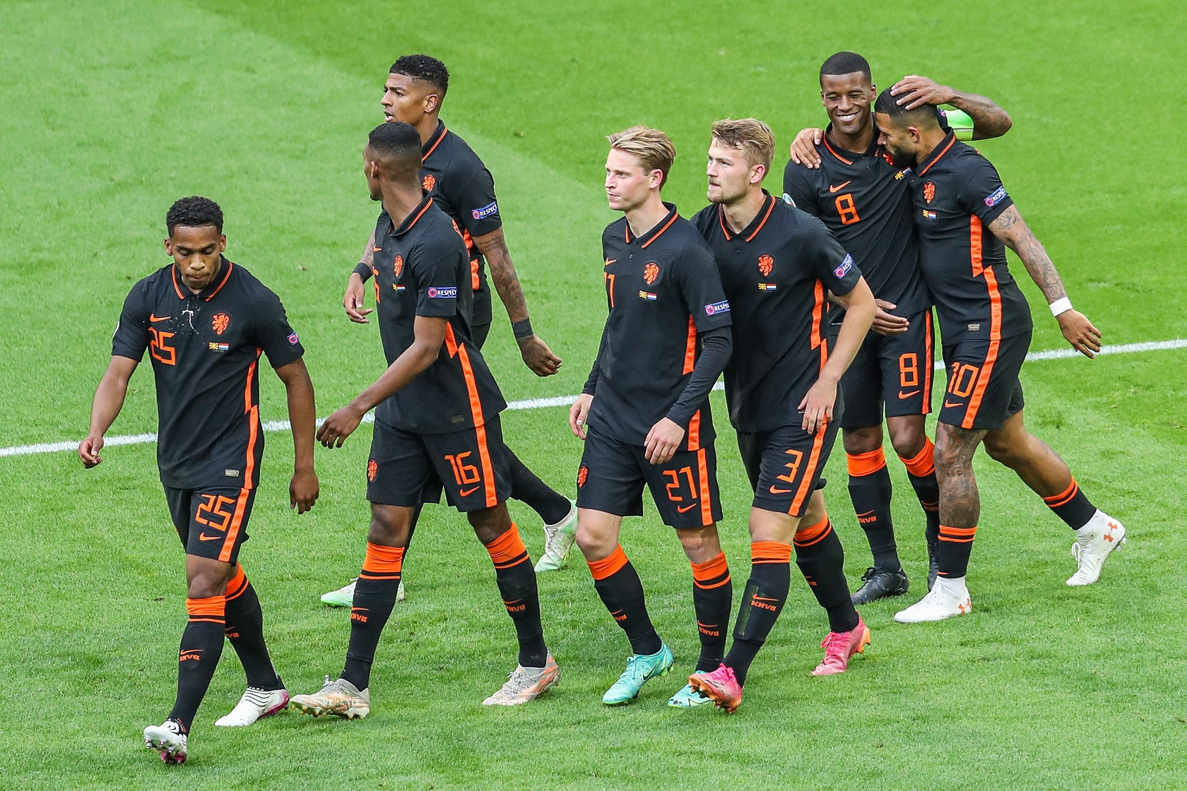 H Ολλανδία έριξε «τριάρα» και δεν αστειεύεται! (vid)