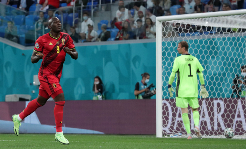 Euro… άκου, αγριεμένος ο Λουκάκου! (vid)