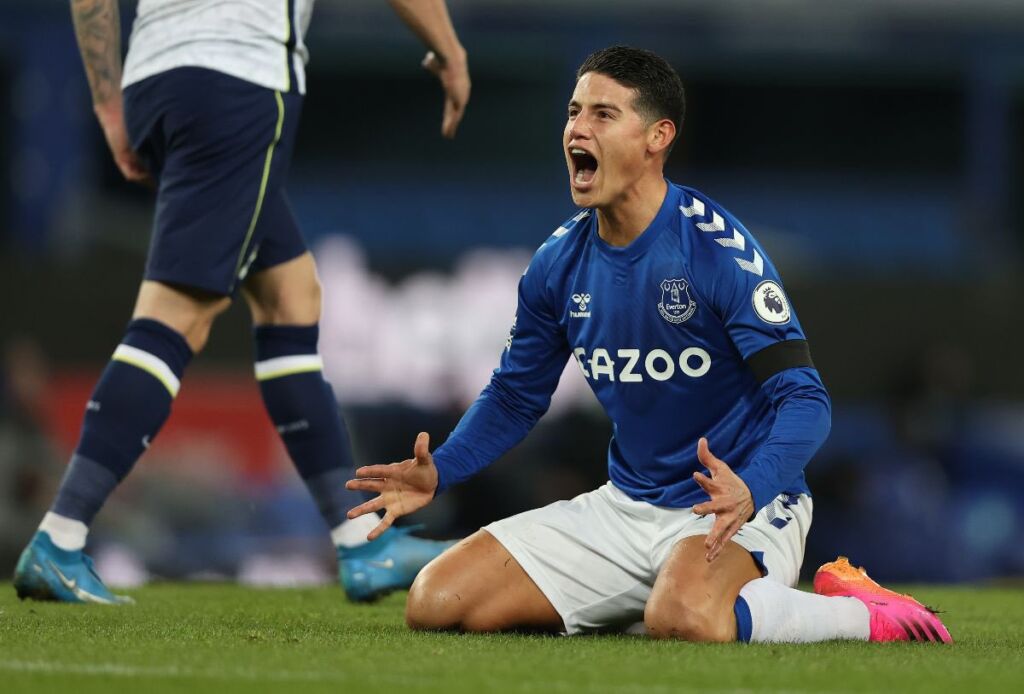 Φεύγει σαν τον… κλέφτη από την Έβερτον ο Χάμες!