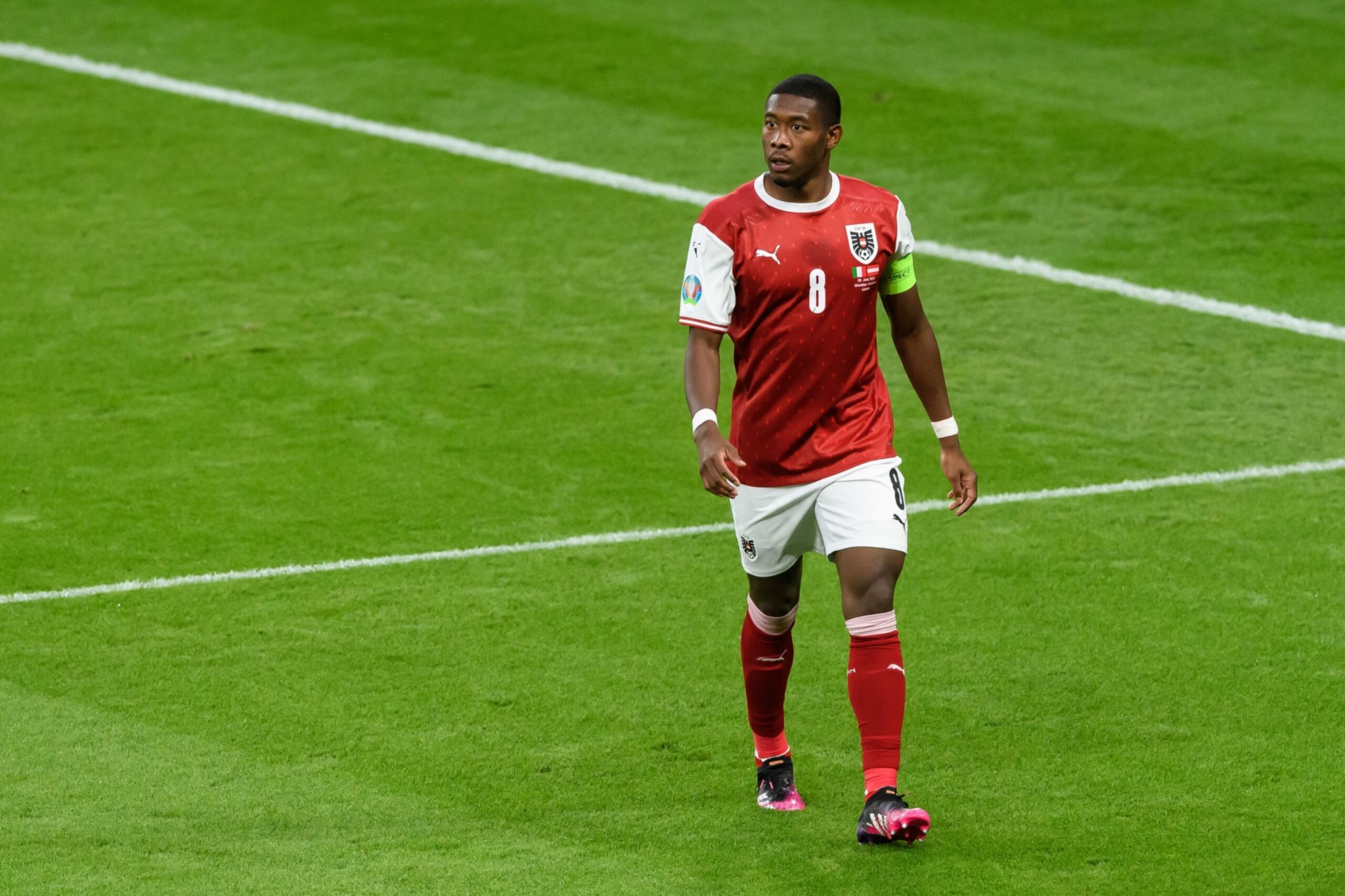 Νταβίντ Αλάμπα: Είναι τόσο καλός που δεν έχει… θέση!