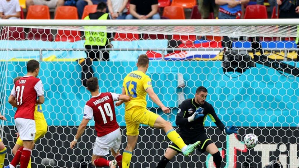 Στην Αυστρία το ντέρμπι, στην Ουκρανία το άγχος (vid)