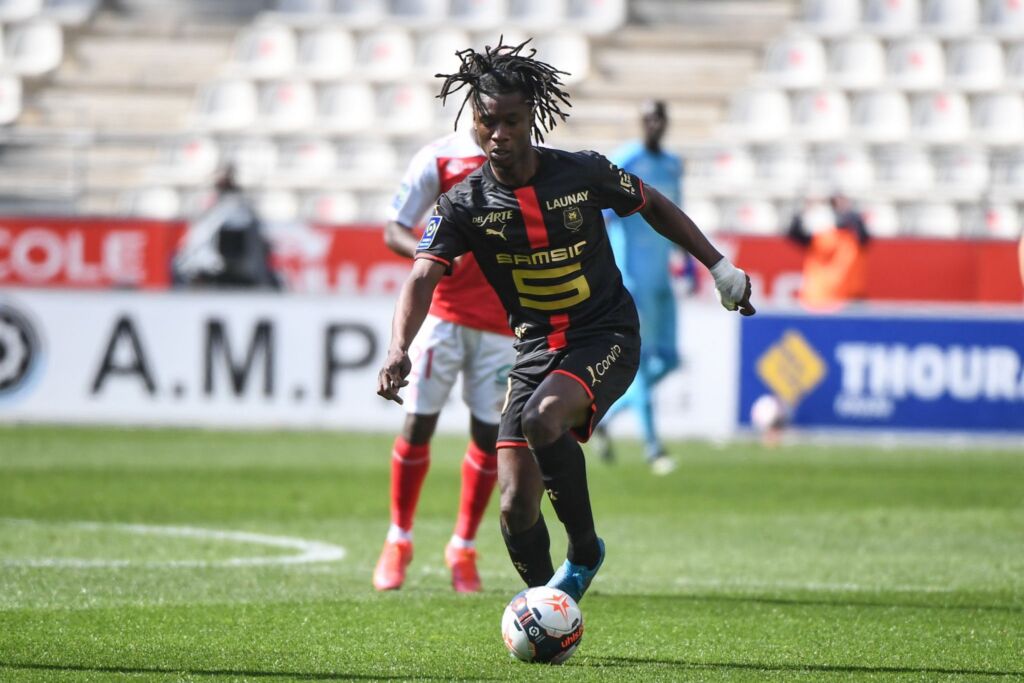 Μετράει… μέρες ο Καμαβινγκά μέχρι να βρει νέα ομάδα!