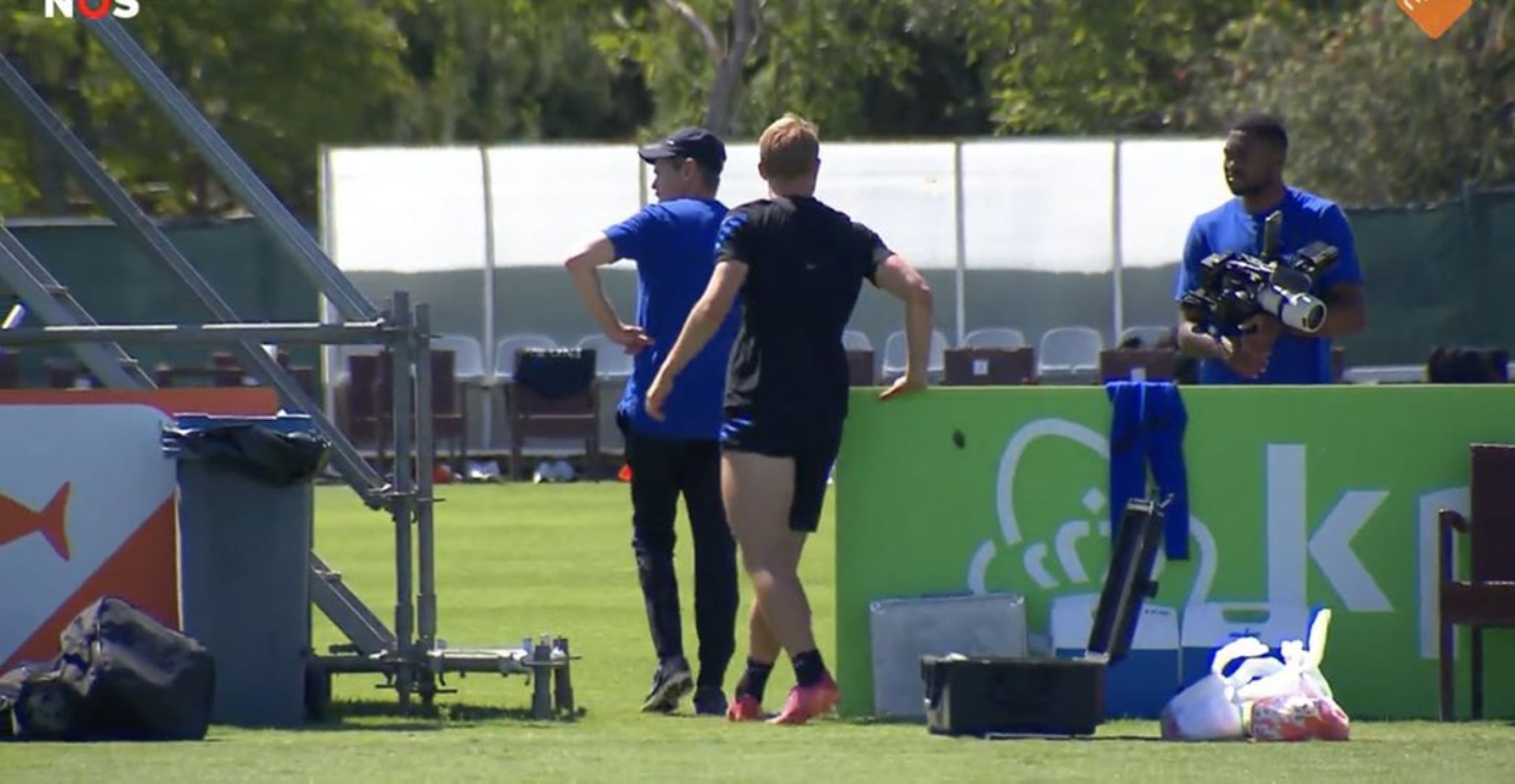 Ενοχλήσεις για Ντε Λιχτ – Ανησυχία στους «Οράνιε» (pic)