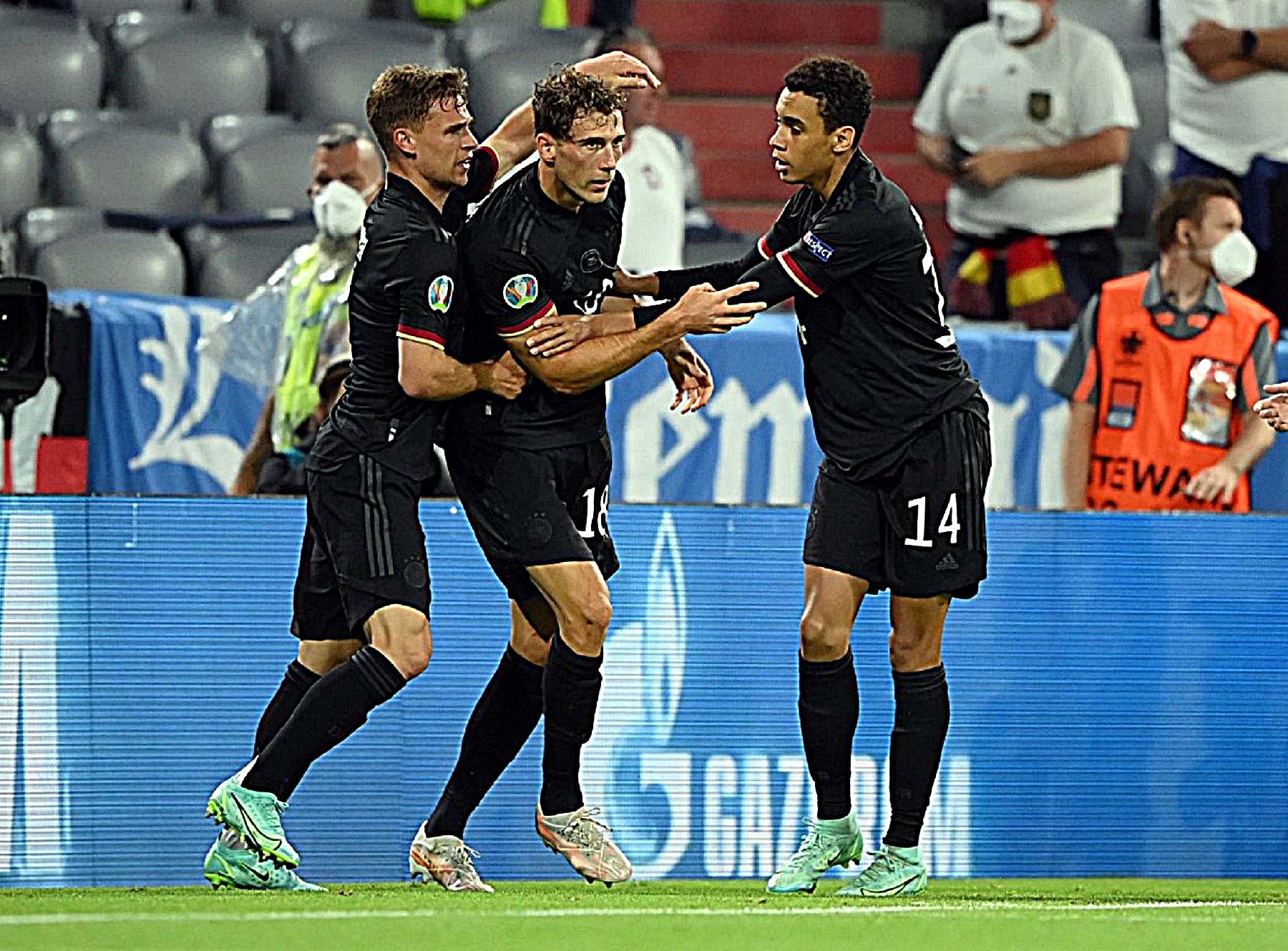 Ένας, αλλά… Λέον έστειλε την Γερμανία στους «16»!