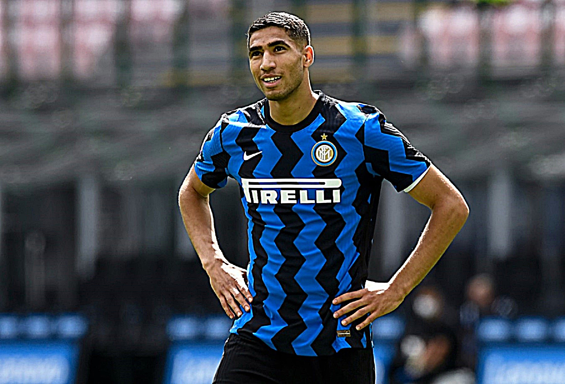 Έτοιμη να… χρυσώσει την Ίντερ για Χακίμι η Παρί!